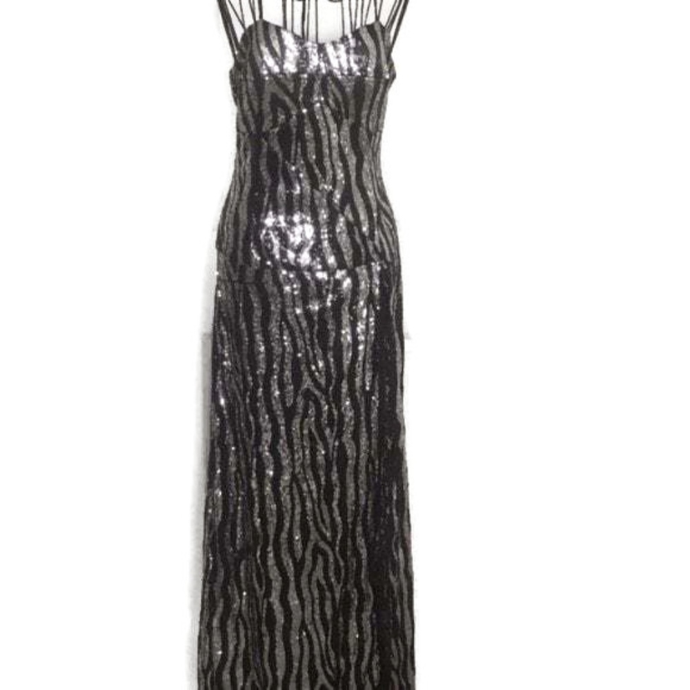 NWT Sequined Zebra Striped Bombshell Gown